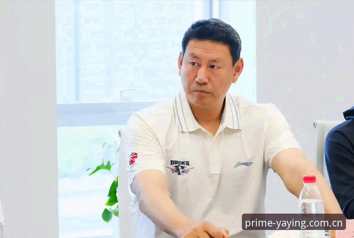 李楠接任北京男篮主帅，一个老球迷在亚盈体育客户端上的复盘与发现